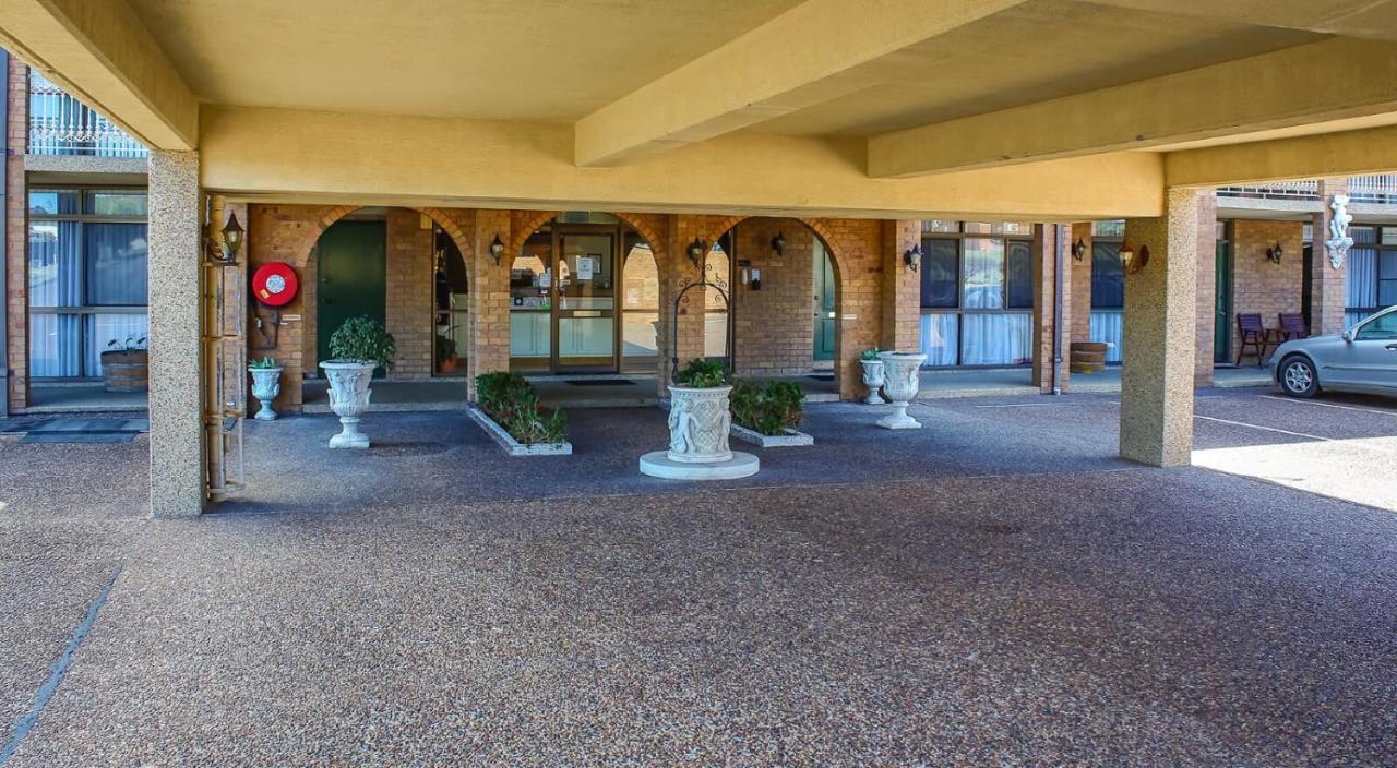 Cumberland Motor Inn Cessnock Exterior photo